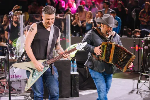 742984A6-02B0-49B3-8B15-009CE9810E52