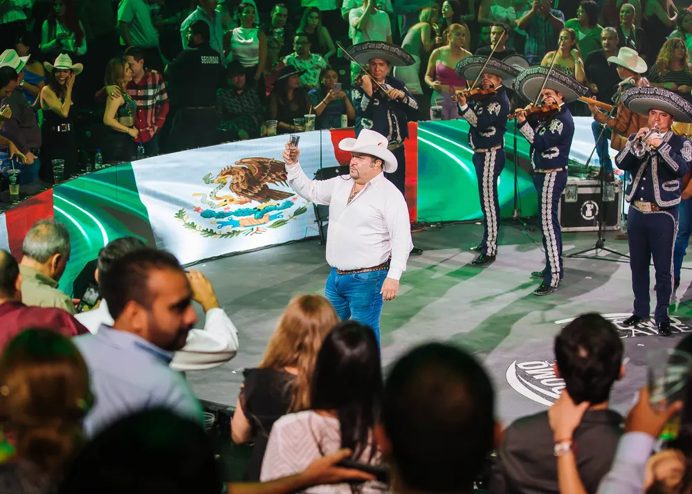 6A9F43A3-085A-4154-8D24-26E614E0005F