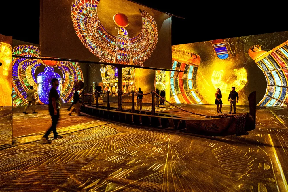 MAS ALLA DE TUTANKAMON FOTO1